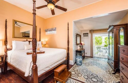 Historic Seaport Bed & Breakfast | Old Town Manor