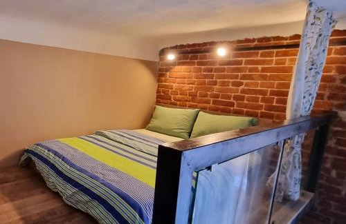 Dnipro Apartment | Old Town #Menorah #MostCity