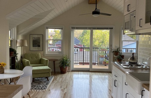 Martinez Park Apartment | Old Town Oasis - the perfect 30 day stay