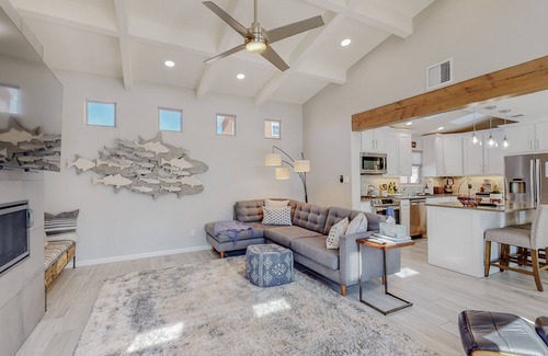 Sawmill Area House | *Old Town Odyssey! In the heart of history!