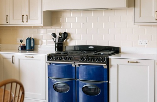 Shanklin Apartment | Old Vicarage Upper Apartment - Shanklin, Isle of W
