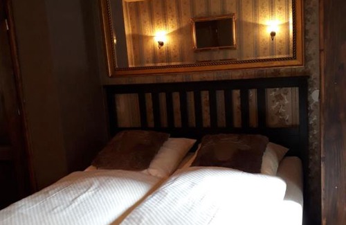 Windelsbach Apartment | Old West Ranch "Urlaub auch mit Pferd möglich"