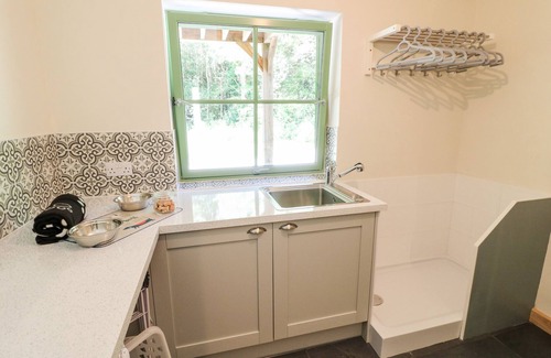 Lincoln Cottage | Old Wood Coach House