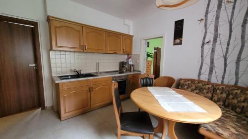 Guentersberge Apartment | Oleander
