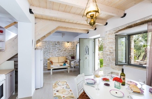 Vlachopoulatika Villa | Olive Cottage - Two Bedroom Villa, Sleeps 4