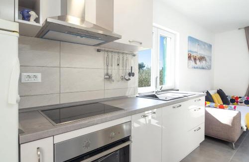 Cove Osibova (Milna) House | Olive Eden Holiday Home