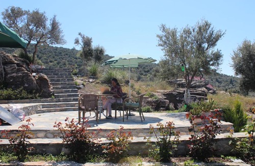 Dorttepe Hotel | Olive Garden Retreat