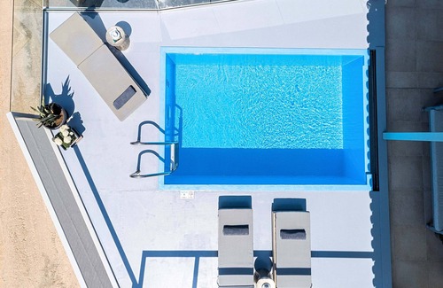 Vathi Villa | Olive Green Villa | Heated Pool