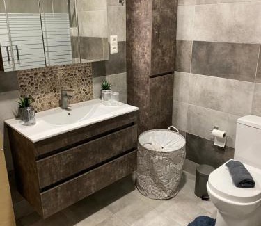 Karpofora House | Olive Hill Apartment