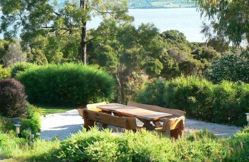 Windermere Cottage | Olive's Cottage, Garden and Fabulous Views: Winter Special 33% off for 3+ Nights
