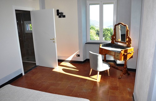 Lavagna Bed & Breakfast | Olivenere Villa Agriturismo