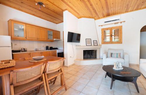 Eva House | Olivilla Garden Retreat - A Peaceful Escape