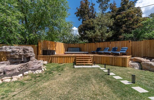 Olympus Cove House | Olympus Luxury-Prime Location- HotTub+Theater+More