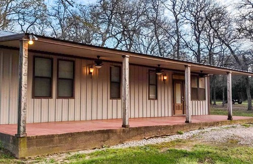 Franklin House | Oma's Haus in Franklin - Near Franklin Ranch Baseball Fields!