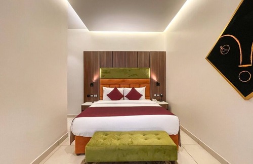 Enugu Hotel | OMEDEL LUXURY