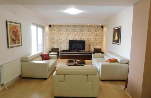 Gevgelija Apartment | Omeros