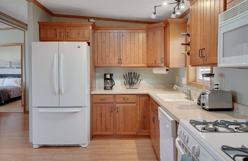 Rush City House | On East Rush Lake - open for year around fun