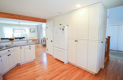 Katama House | On HGTV! New w/Hot Tub, Bocce Court, AC, WALK to Town & Beach!