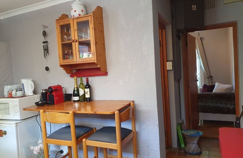 Newlands House | On Pinewood Guest House