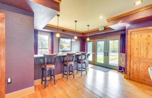 Kingsport House | On-Site Hiking Bays View Lodge in Kingsport!
