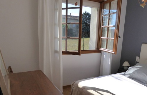 Saint-Etienne-de-Fontbellon Apartment | On the ground floor of the owner's house apartment. pleasant