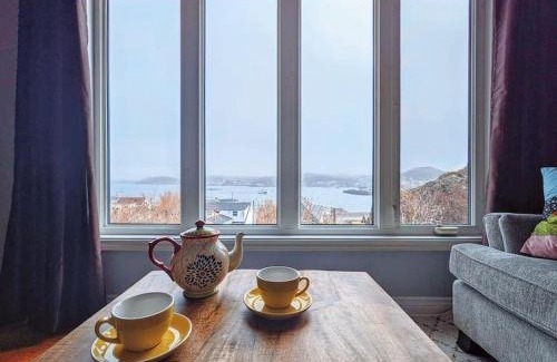 Twillingate House | On the Rocks Overlooking the Sea