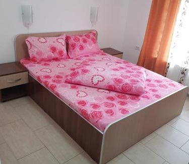 Arad House | Onalisa