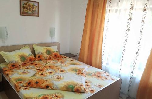 Arad House | Onalisa