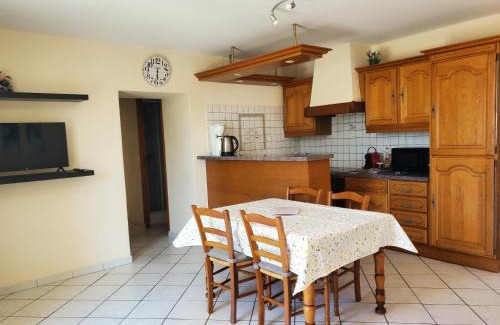 Bresilley Apartment | Oncle xa