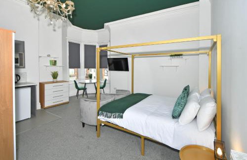 Forsbrook House | One Battison - Affordable Rooms, Suites & Studios in Stoke on Trent