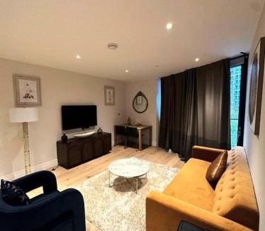 Nine Elms Apartment | One Bed Flat in Vauxhall