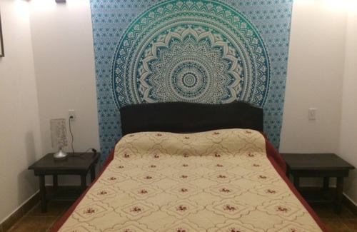 Belize City Hotel | ONE BED ROOM AT EASY INN HOTEL-2