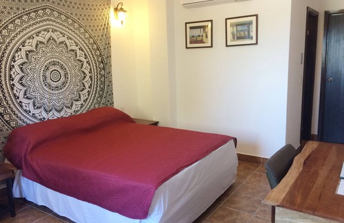 Belize City Hotel | ONE BED ROOM AT EASY INN HOTEL-2