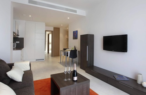 Les Corts Apartment | One-bedroom apartment for 4 on the 3rd floor