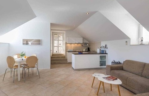 Pile Apartment | One Bedroom Apartment with Terrace and Sea View Odin - 4
