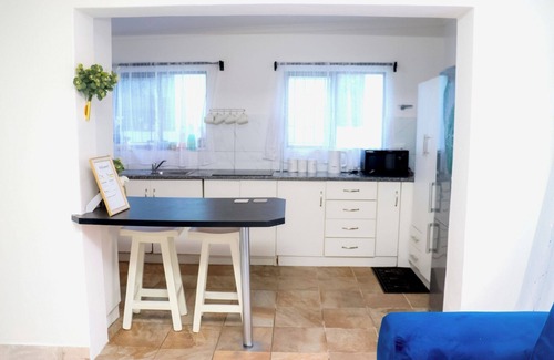 Goodwood Cottage | One bedroom apartment