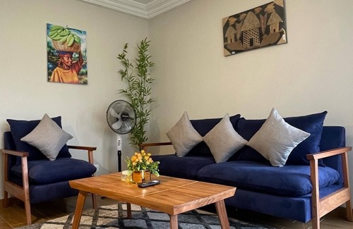 Buea Apartment | One-Bedroom Apartment 3 - Akhard Hausnn