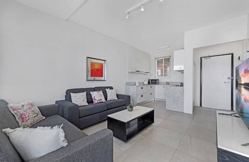 Maroubra Apartment | One bedroom Apartment at Maroubra Beach