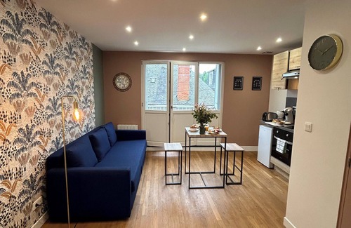 Issoudun Apartment | One-bedroom apartment for 4 people