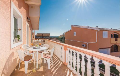 Podgradina Apartment | One-Bedroom Apartment In Podgradina