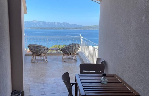 Blato Apartment | One bedroom apartment with terrace and sea view Živogošće - Blato, Makarska (A-22253-g)