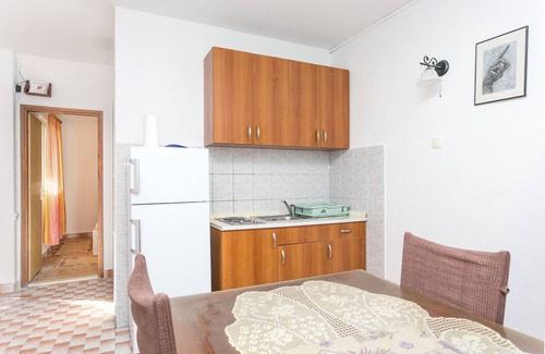 Sevid Apartment | One bedroom apartment near beach Sevid, Trogir (A-4287-d)