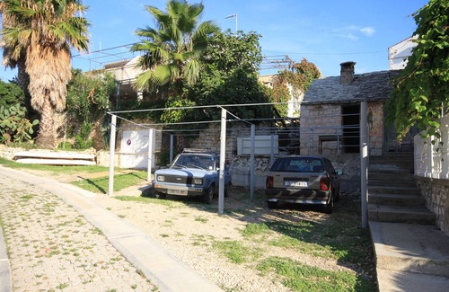 Rukavac Apartment | One bedroom apartment near beach Rukavac, Vis (A-1154-b)