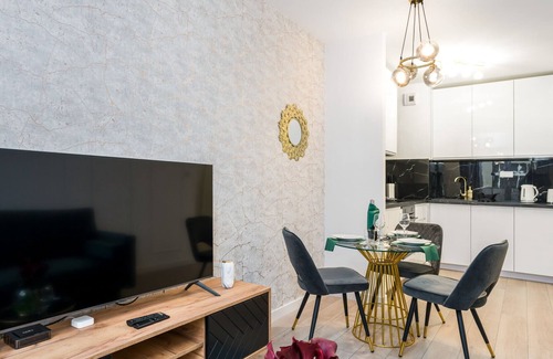 Wilda Apartment | One-Bedroom Apartment| Sikorskiego 42/50
