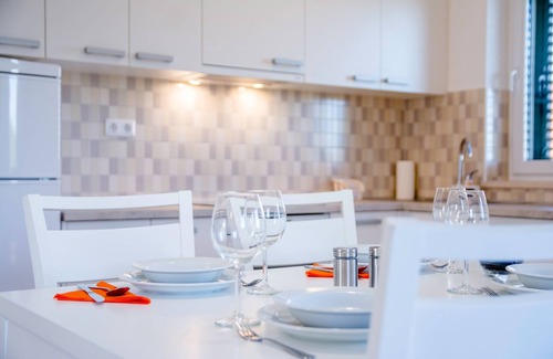 Cove Makarac (Milna) Apartment | One bedroom apartment with terrace Milna, Brač (A-22122-a)
