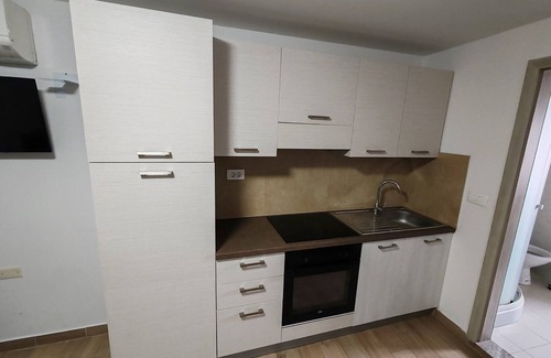 Koper Apartment | One Bedroom Apartment with Shared Terrace in Koper