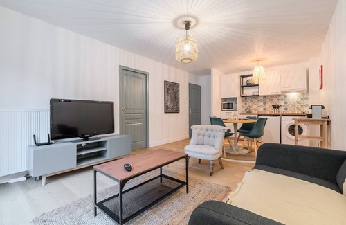 Wasquehal Apartment | One bedroom apartment with terrace