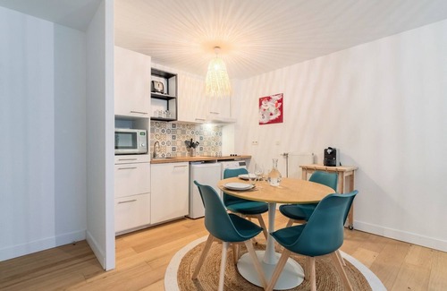 Wasquehal Apartment | One bedroom apartment with terrace