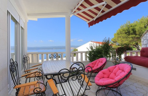Lokva Rogoznica Apartment | One bedroom apartment with terrace and sea view Lokva Rogoznica, Omiš (A-13226-a)