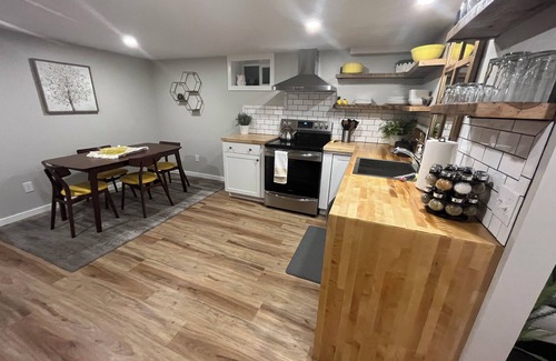Riverfront House | One Bedroom Basement Bungalow in downtown Missoula - Walkable to everything!